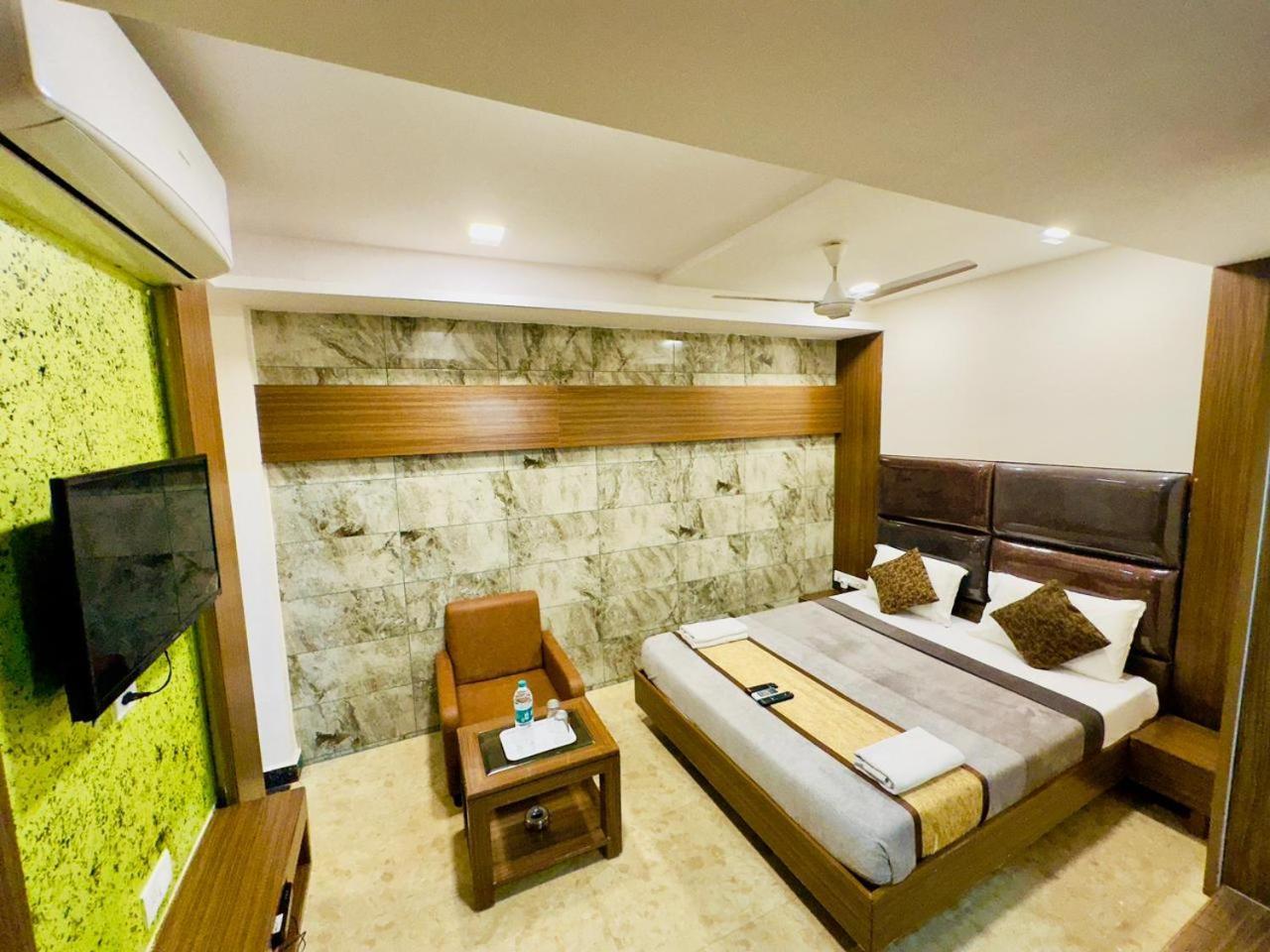 Sheraton Grande At Puratchi Thalaivar Dr Mgr Central Railway Station Ченнаи Экстерьер фото